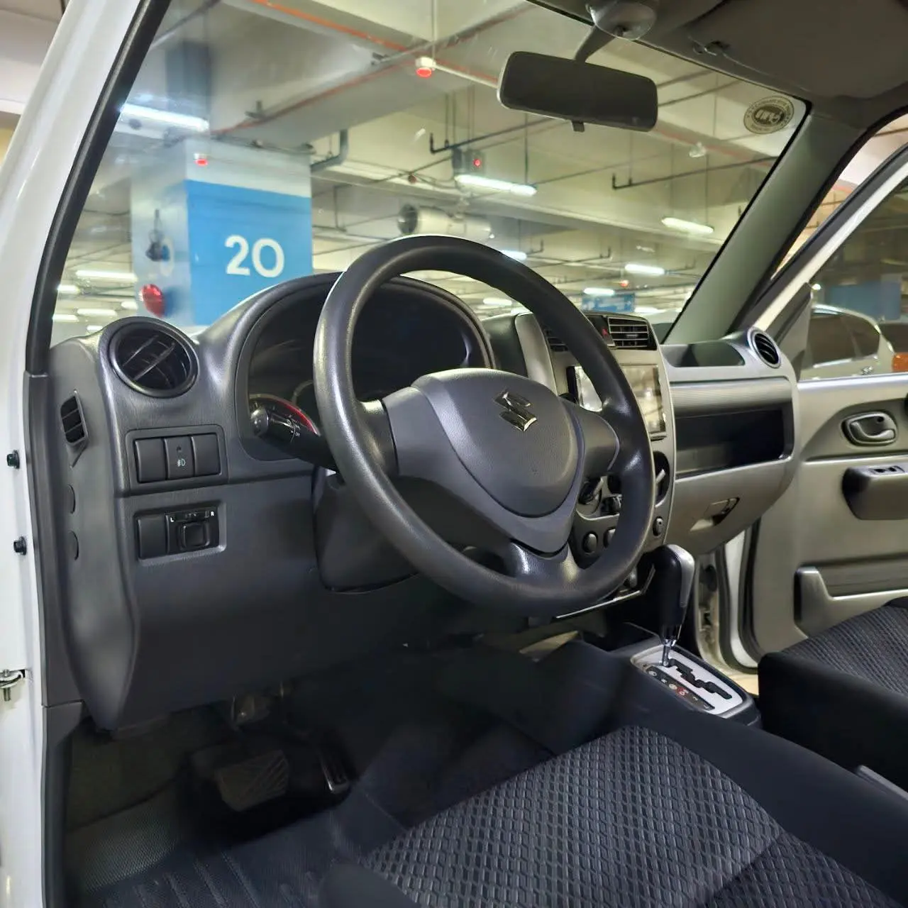  Suzuki / Jimny Stock No. 20148